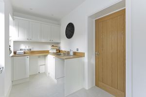 Photo 25- click for photo gallery